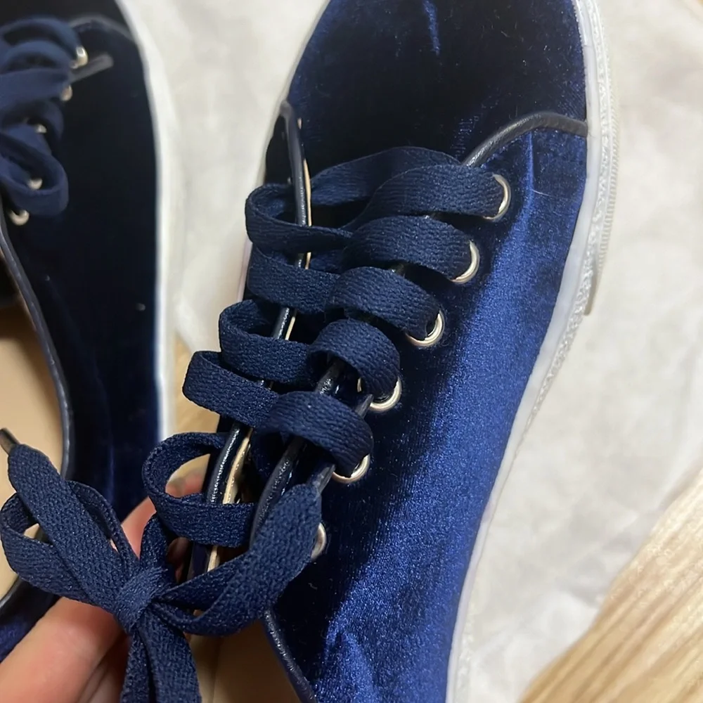 brand new velvet royal blue fabric cowhide shoes Purchase in Korea - Picture 3 of 4